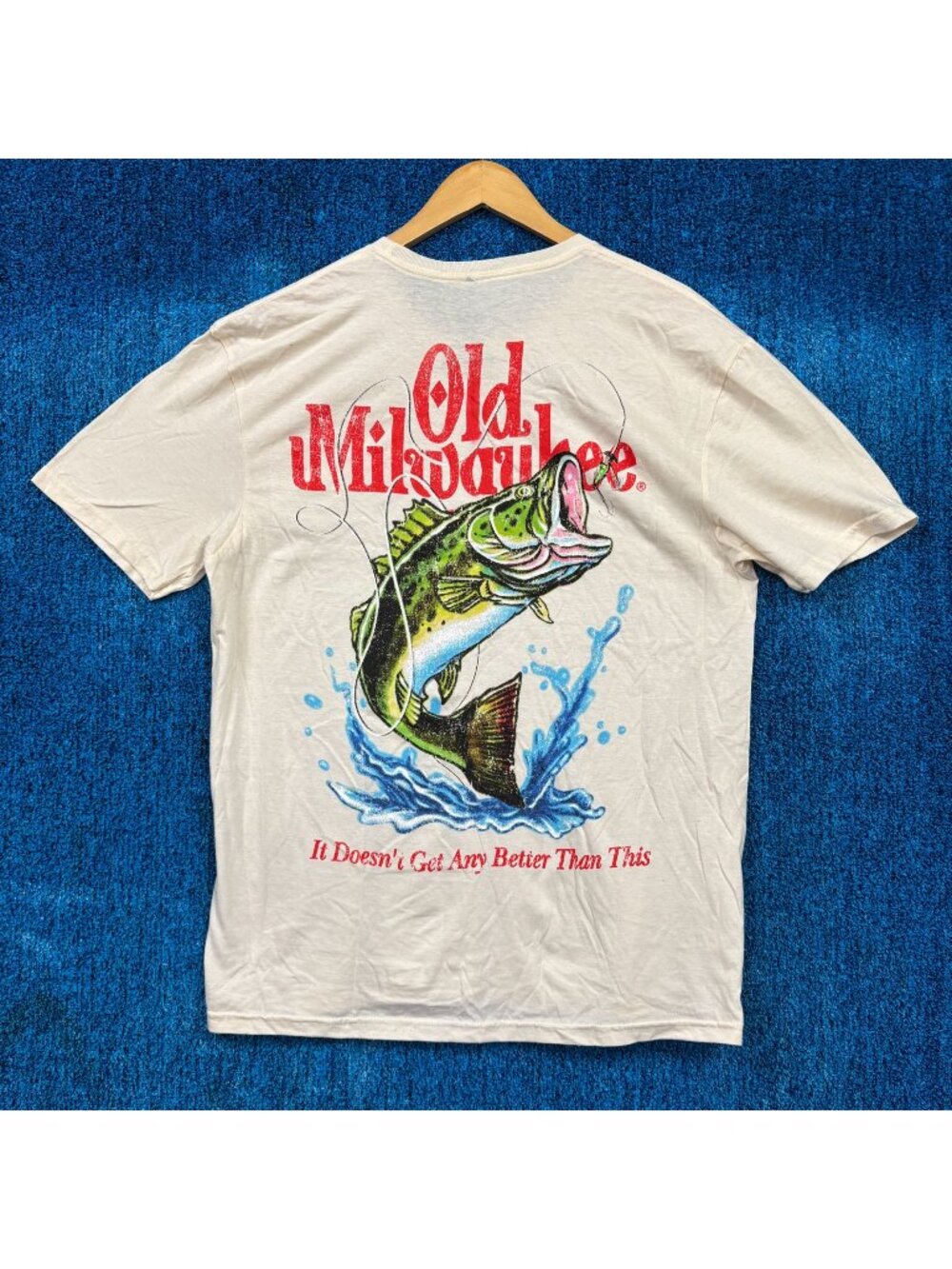 Old Milwaukee It Doesnt Get Any Better Than This Beer Tee L